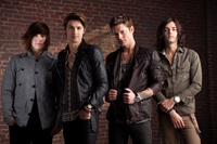 HOT CHELLE RAE ( ホット・シェル・レイ )